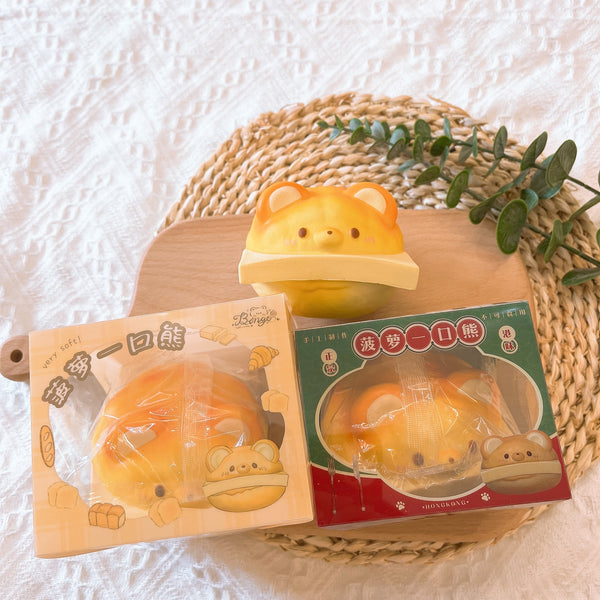 Bear Pineapple Bun (one squishy, two packaging)